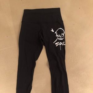 SoulCycle lululemon Gregory Sid skull legging